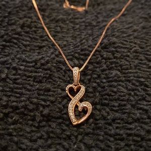 Today!!!!Gorgeous sterling silver and diamond necklace